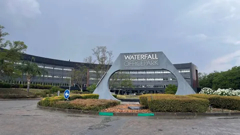 Waterfall Office Park, Howick Close, Vorna Valley