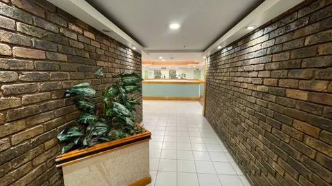 Boulders Shopping Centre, Old Pretoria Main Road, Grand Central