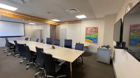 photo_6_2025-10-03_18-20-04