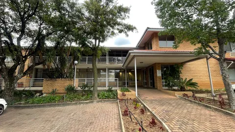 Greenoaks Office Park, Cnr Bekker Rd & Gregory Ave, Vorna Valley