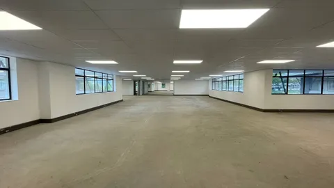 photo_8_2025-10-08_10-22-54