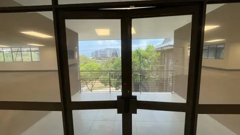 photo_9_2025-10-08_10-22-54