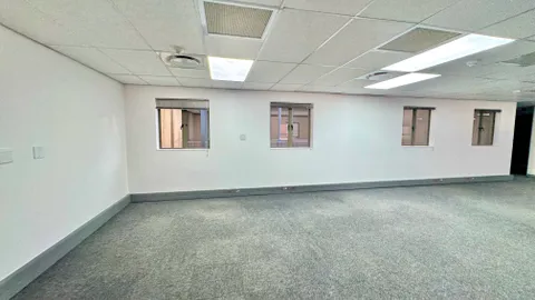 Office to let in Brooklyn (27).jpg