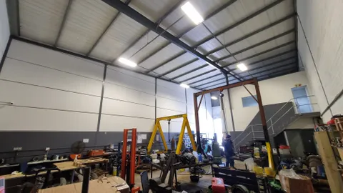 2 on London, Brackengate Business Park