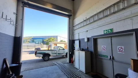 2 on London, Brackengate Business Park