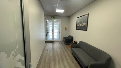 Regent House, 99 Jip De Jager Dr