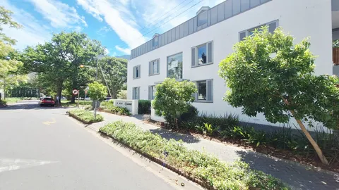 4 Oakdale road Newlands 