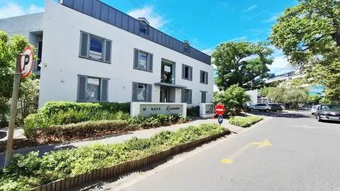 4 Oakdale road Newlands 