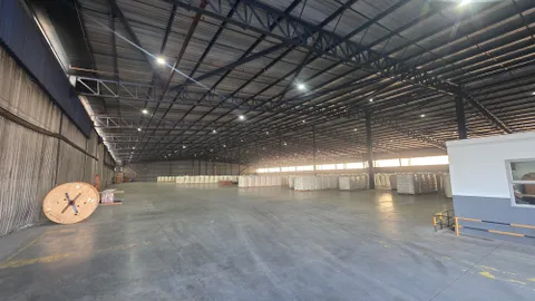 Warehouse to let in Driehoek (12).jpg
