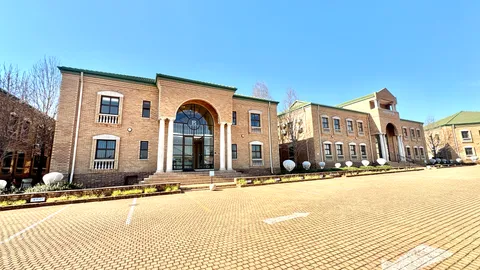 Cambridge Office Park, 5 Bauhinia Street, Highveld Technopark, Centurion