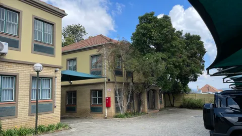 Netwater Place Office Park, 252 Oak Ave, Ferndale 