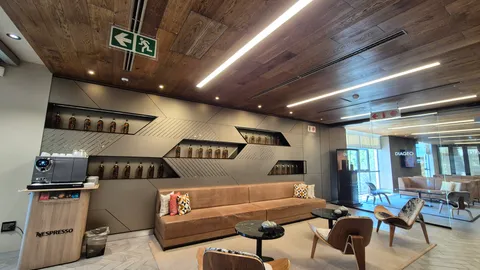Maxwell Office Park, 37 Magwa Cres, Waterfall