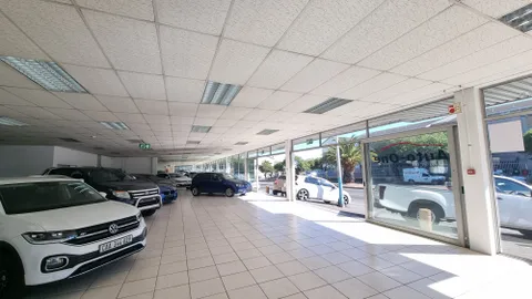 Parow East