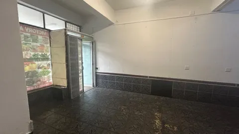 25 Voortrekker Road