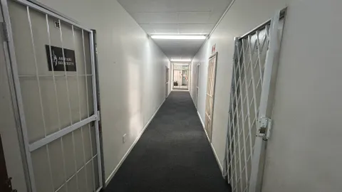 25 Voortrekker Rd