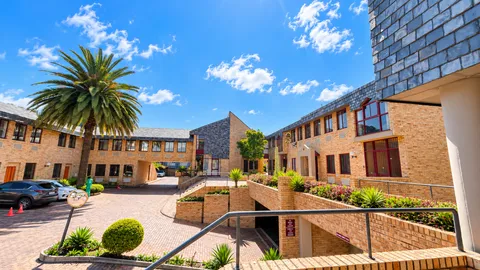 152 Braam Fisher Drive