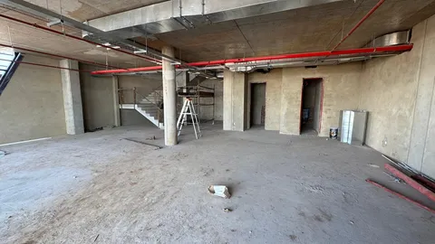 Warehouse to let in Jet Park (5).jpeg