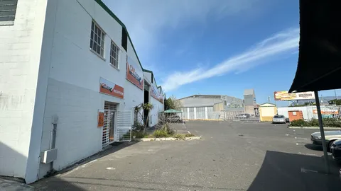 Ex Italtile Centre, Koeberg Road, Marconi Beam