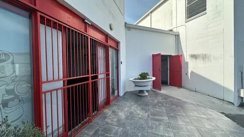 Ex Italtile Centre, Koeberg Road, Marconi Beam