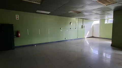 172 sqm Space To Let at 8 Bloemfontein street Paarden Eiland