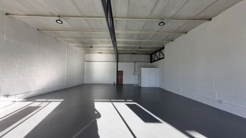 Okavango Junction Value Centre, Kenwil Drive