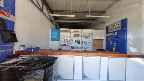 Okavango Junction Value Centre, Kenwil Drive