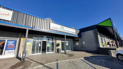 Okavango Junction Value Centre, Kenwil Drive
