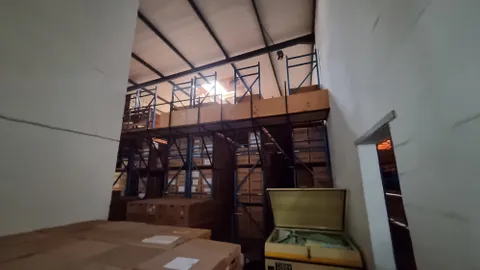 Santos Park, 8 Climor Street, Stikland Industrial
