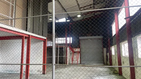 Warehouse in Anderbolt (3).JPG