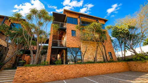 369 Pretoria Avenue