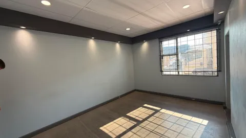 Office To Let in Pomona (44).jpeg