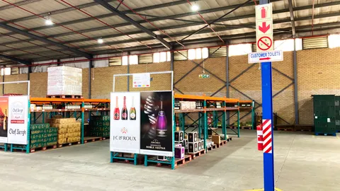 Warehouse_15.jpg