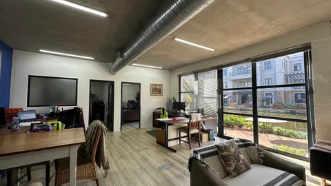 8 Waterford Mews