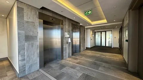 5 Century City Dr