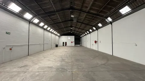 Hoist Avenue