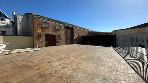 4 Hoist Avenue