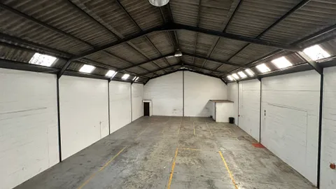 4 Hoist Avenue
