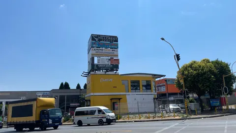 Hillcrest Shopping Centre, Corner Beyers Naude Drive and Judges Ave
