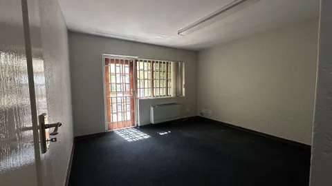Tuscan Suites, Eastwood Office Park