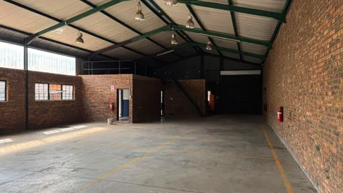 Warehouse to let in Hughes (2).jpeg