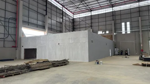 Industrial Space in Jet Park (13).jpeg