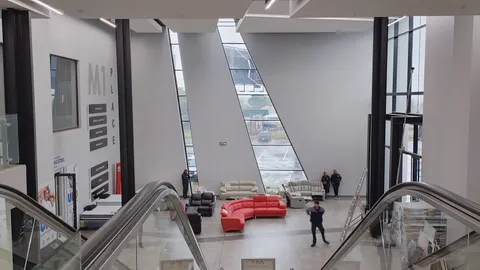 M1 Place
