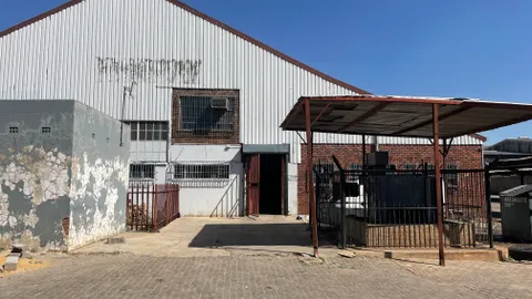 148 Paul Smit Rd