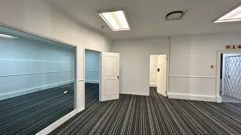 74 Long Street