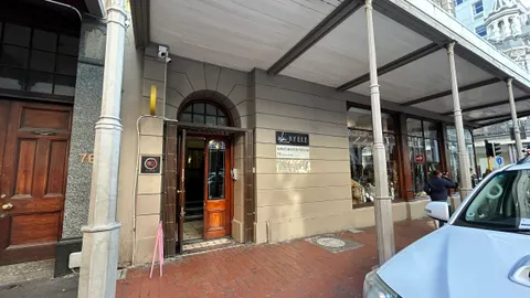 74 Long Street