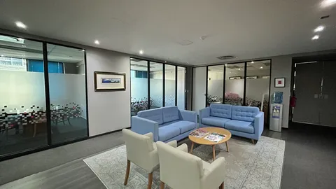 2 Long Street