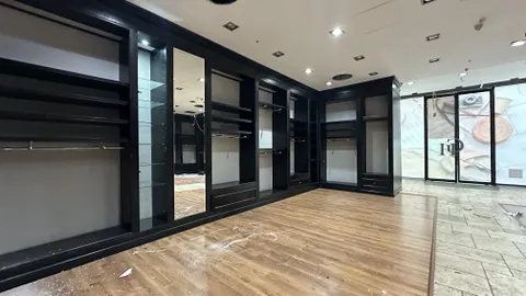 44 Melrose Boulevard