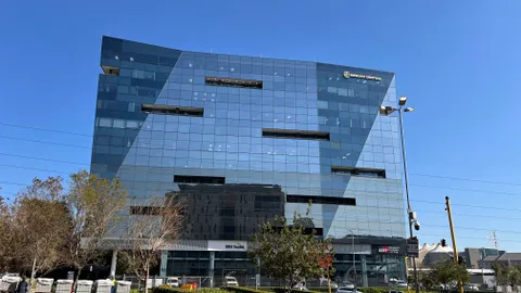 Menlyn Central Office Tower