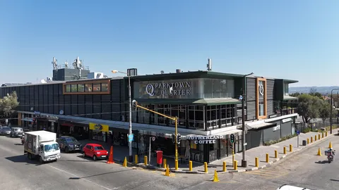 Shop 19 Parktown Quarter, 4th Avenue, Parkhurst