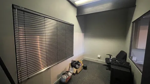 OFFICE~4.JPE
